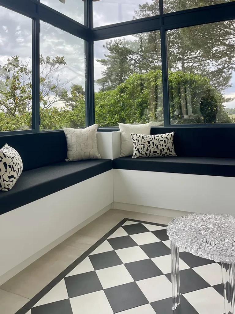 confection banquette sur mesure et rideaux à Lyon