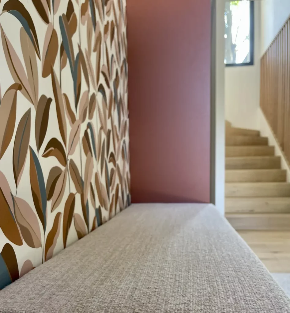 rénovation intérieure lyon, décoration intérieure lyon, installation banquette sur mesure lyon